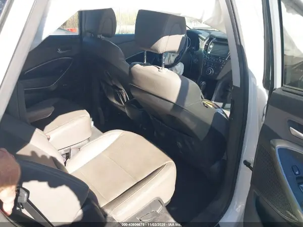 KM8SRDHF6JU289499 2018 HYUNDAI SANTA FE - Image 8