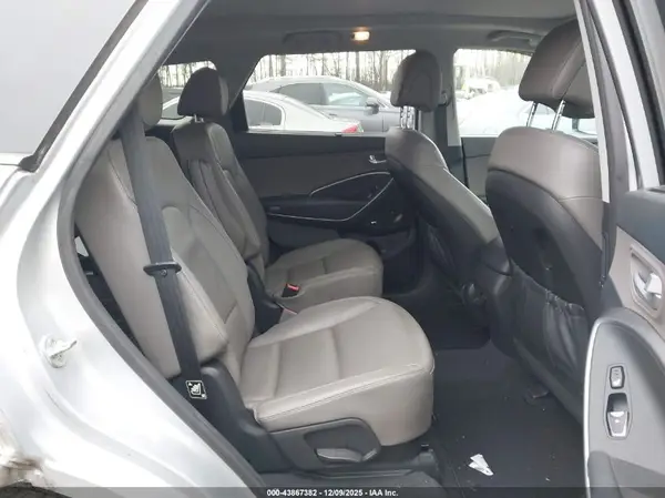 KM8SRDHF7GU139457 2016 HYUNDAI SANTA FE - Image 8