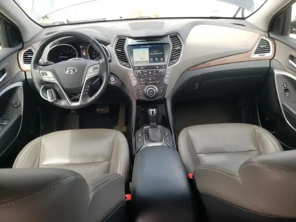 KM8SRDHF7HU176610 2017 HYUNDAI SANTA FE - Image 8