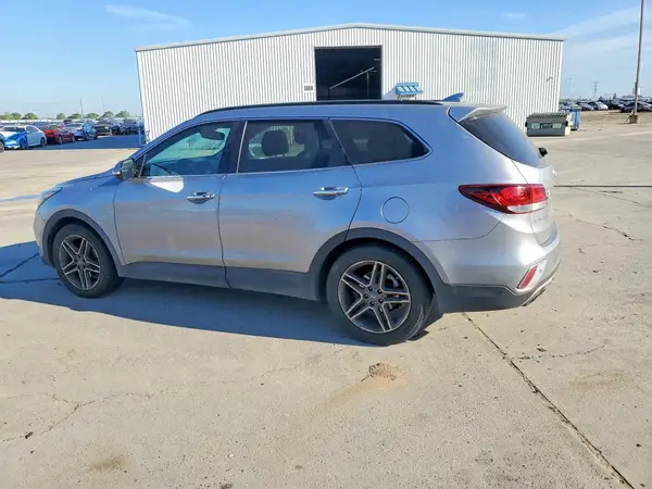 KM8SRDHF7HU186490 2017 HYUNDAI SANTA FE - Image 2