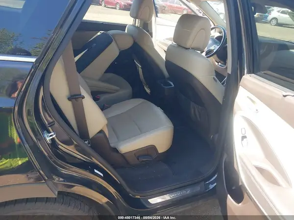 KM8SRDHF7HU221514 2017 HYUNDAI SANTA FE - Image 8