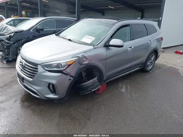 KM8SRDHF7HU234702 2017 HYUNDAI SANTA FE - Image 2
