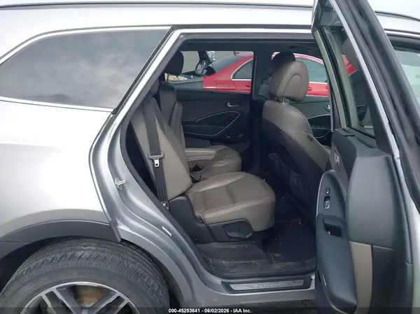 KM8SRDHF7HU234702 2017 HYUNDAI SANTA FE - Image 8