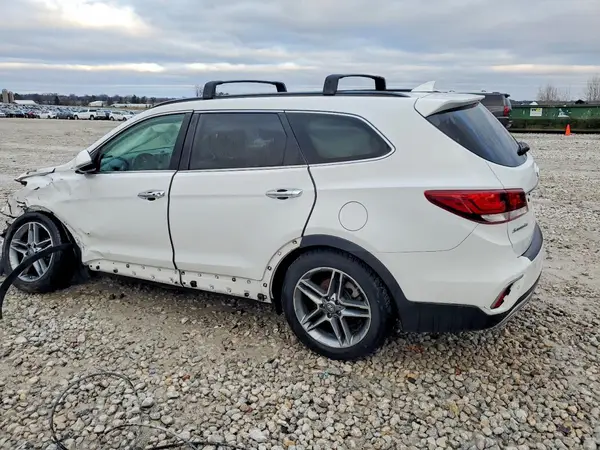KM8SRDHF7JU272498 2018 HYUNDAI SANTA FE - Image 2