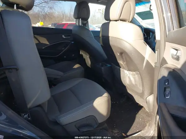 KM8SRDHF7JU272548 2018 HYUNDAI SANTA FE - Image 8