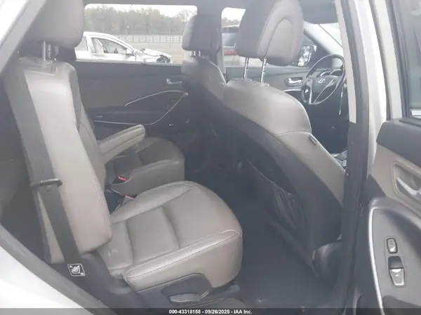 KM8SRDHF8GU133084 2016 HYUNDAI SANTA FE - Image 8