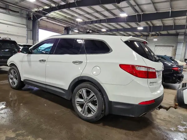 KM8SRDHF8GU139404 2016 HYUNDAI SANTA FE - Image 2