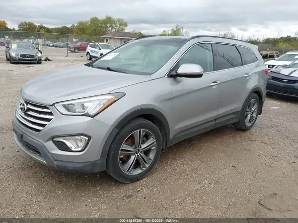 KM8SRDHF8GU139757 2016 HYUNDAI SANTA FE - Image 2