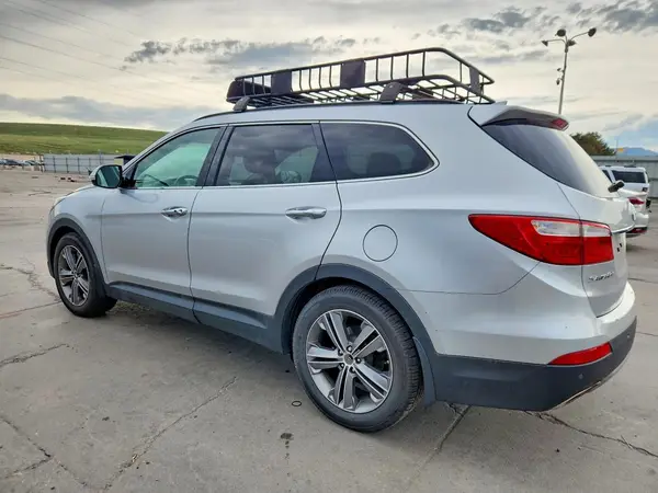 KM8SRDHF8GU147910 2016 HYUNDAI SANTA FE - Image 2