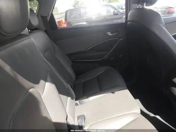 KM8SRDHF8HU176809 2017 HYUNDAI SANTA FE - Image 8