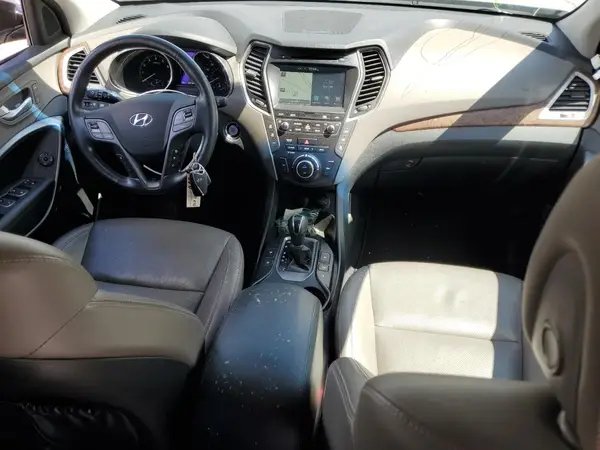 KM8SRDHF8HU180455 2017 HYUNDAI SANTA FE - Image 8