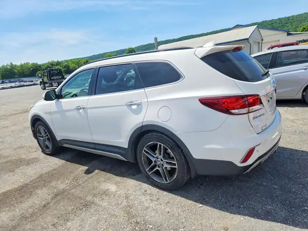 KM8SRDHF8HU189530 2017 HYUNDAI SANTA FE - Image 2