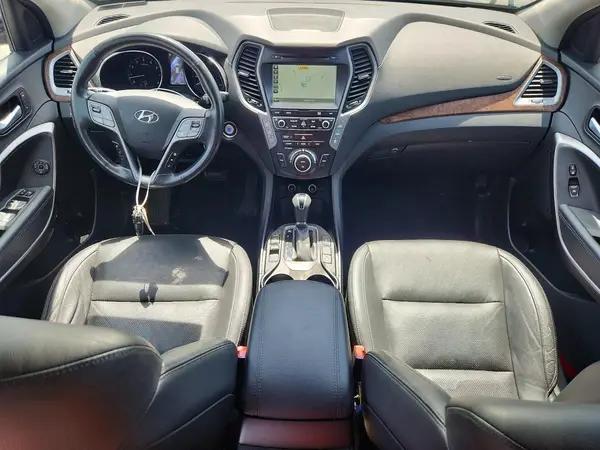 KM8SRDHF8HU189530 2017 HYUNDAI SANTA FE - Image 8
