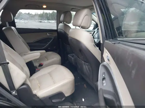 KM8SRDHF8HU189754 2017 HYUNDAI SANTA FE - Image 8