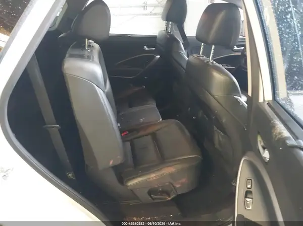 KM8SRDHF8HU200722 2017 HYUNDAI SANTA FE - Image 8