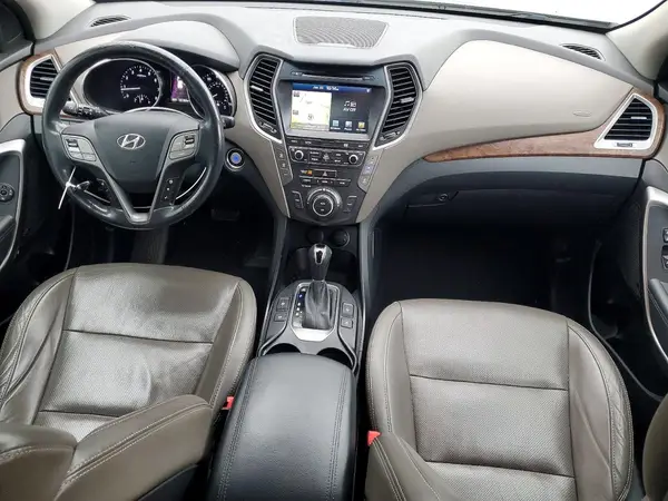 KM8SRDHF8HU220680 2017 HYUNDAI SANTA FE - Image 8