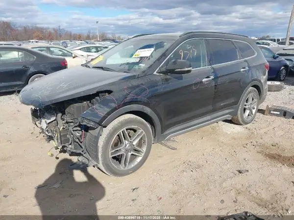 KM8SRDHF8HU237706 2017 HYUNDAI SANTA FE - Image 2