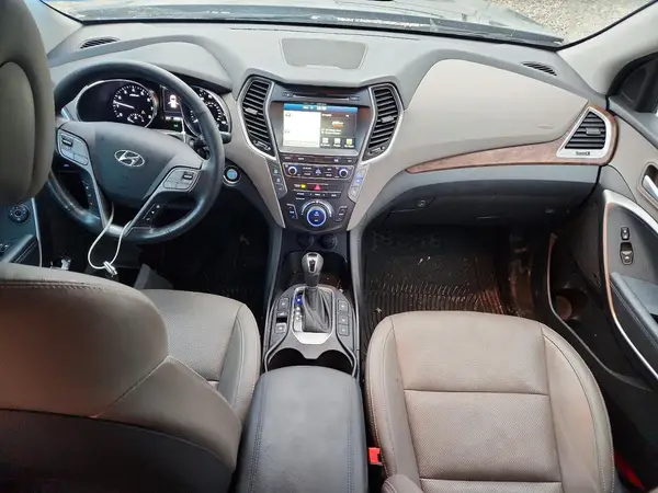 KM8SRDHF8HU247474 2017 HYUNDAI SANTA FE - Image 8