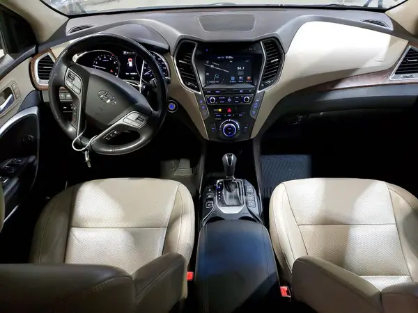 KM8SRDHF8HU250939 2017 HYUNDAI SANTA FE - Image 8