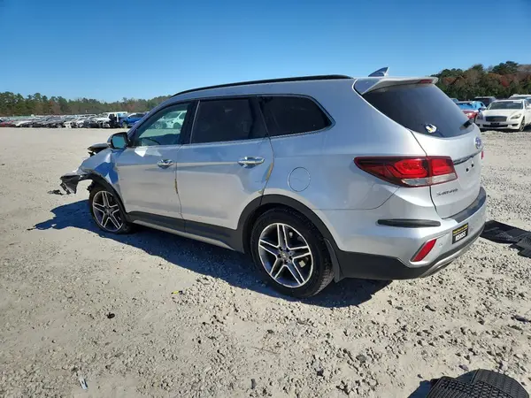 KM8SRDHF8JU264409 2018 HYUNDAI SANTA FE - Image 2