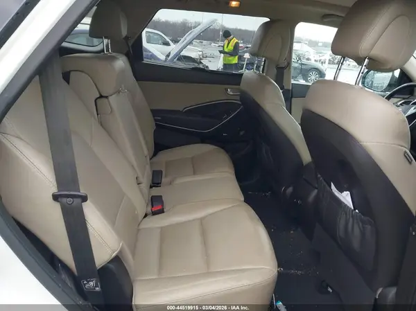 KM8SRDHF8JU275541 2018 HYUNDAI SANTA FE - Image 8