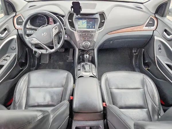 KM8SRDHF8JU289195 2018 HYUNDAI SANTA FE - Image 8