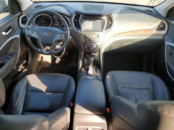 KM8SRDHF8KU300441 2019 HYUNDAI SANTA FE - Image 8