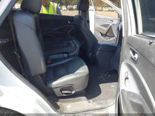KM8SRDHF9HU166306 2017 HYUNDAI SANTA FE - Image 8
