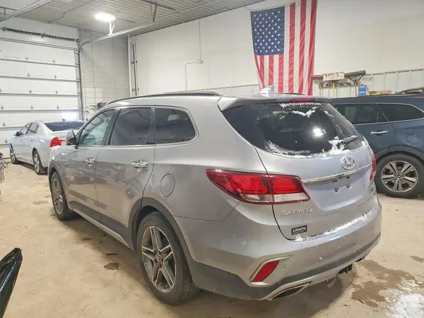 KM8SRDHF9HU177435 2017 HYUNDAI SANTA FE - Image 2
