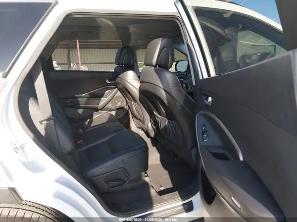 KM8SRDHF9HU221109 2017 HYUNDAI SANTA FE - Image 8