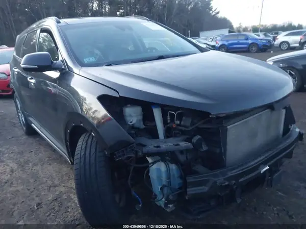 KM8SRDHF9HU243028 2017 HYUNDAI SANTA FE - Image 1