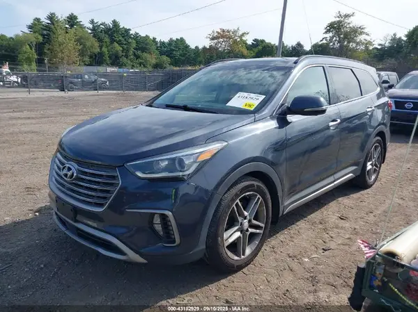 KM8SRDHF9HU249802 2017 HYUNDAI SANTA FE - Image 2