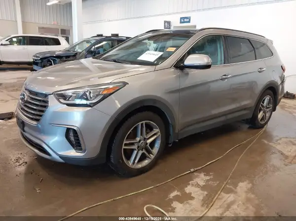 KM8SRDHF9HU254353 2017 HYUNDAI SANTA FE - Image 2