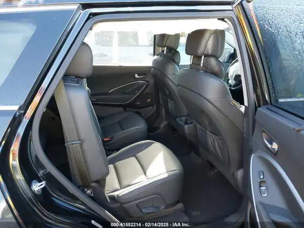 KM8SRDHF9KU307740 2019 HYUNDAI SANTA FE - Image 8