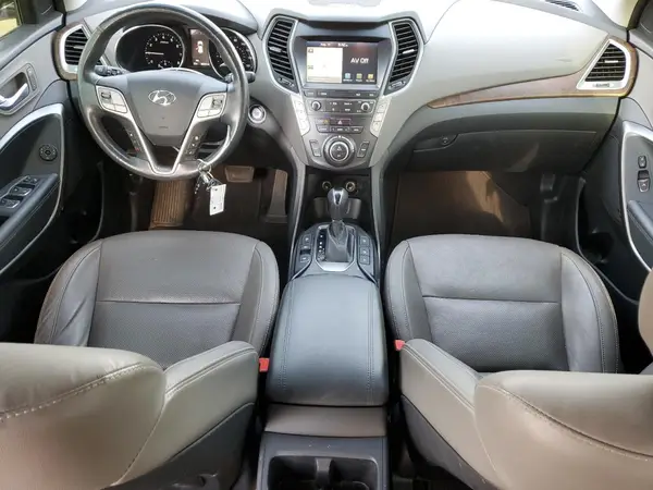 KM8SRDHF9KU310489 2019 HYUNDAI SANTA FE - Image 8
