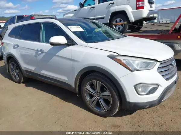 KM8SRDHFXGU140070 2016 HYUNDAI SANTA FE - Image 1
