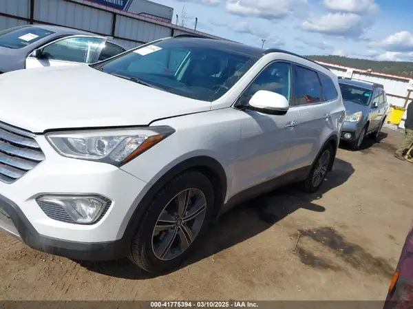 KM8SRDHFXGU140070 2016 HYUNDAI SANTA FE - Image 2