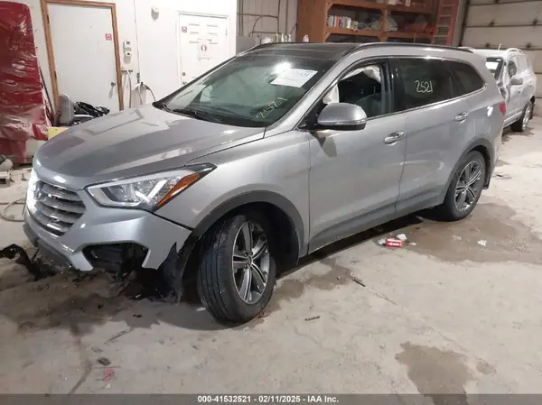 KM8SRDHFXGU145365 2016 HYUNDAI SANTA FE - Image 2