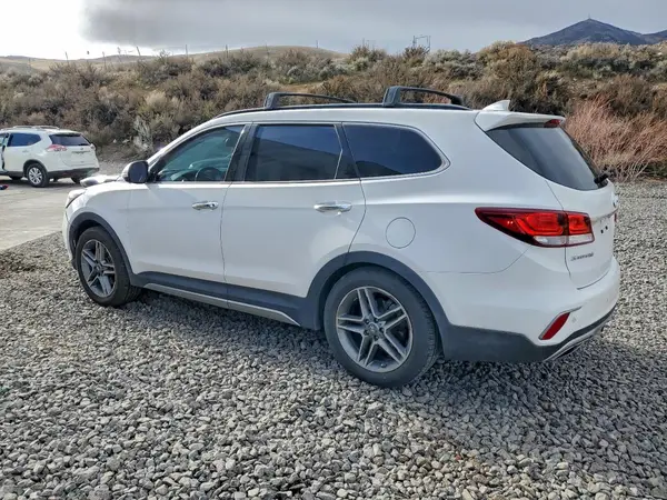 KM8SRDHFXHU184507 2017 HYUNDAI SANTA FE - Image 2