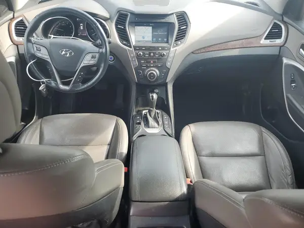KM8SRDHFXHU228666 2017 HYUNDAI SANTA FE - Image 8