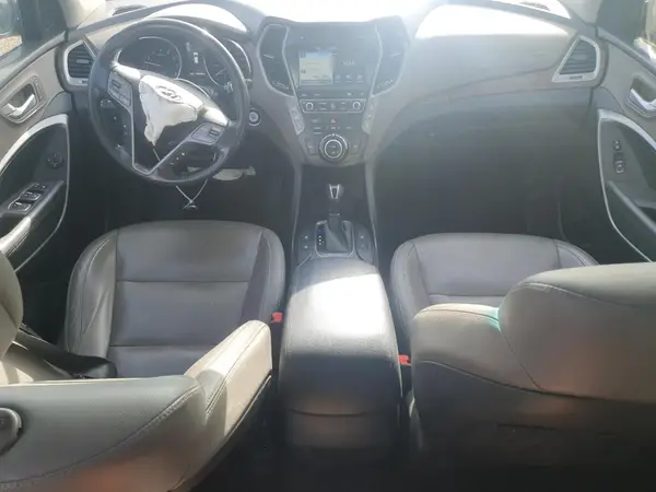 KM8SRDHFXHU231809 2017 HYUNDAI SANTA FE - Image 8