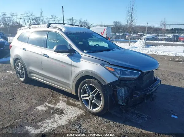 KM8SRDHFXHU236685 2017 HYUNDAI SANTA FE - Image 1