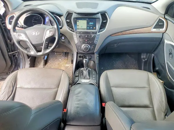 KM8SRDHFXHU240638 2017 HYUNDAI SANTA FE - Image 8