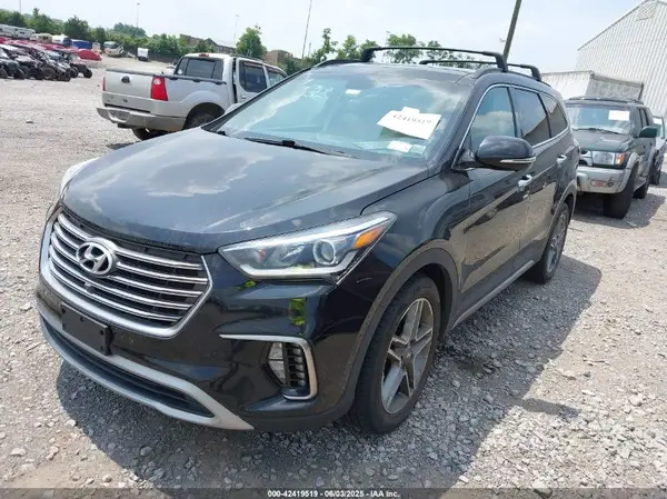 KM8SRDHFXJU285505 2018 HYUNDAI SANTA FE - Image 2