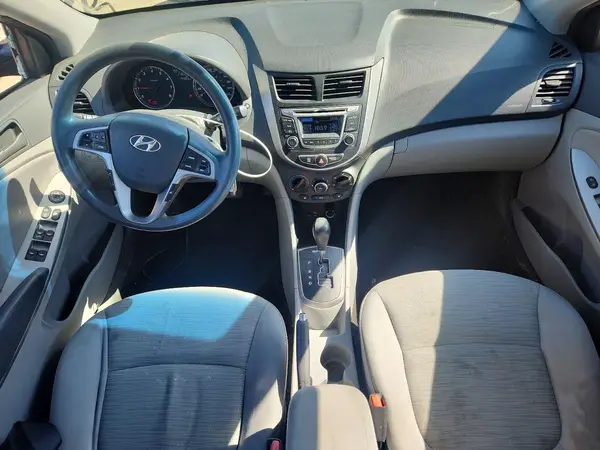 KMHCT4AE0GU002772 2016 HYUNDAI ACCENT - Image 8