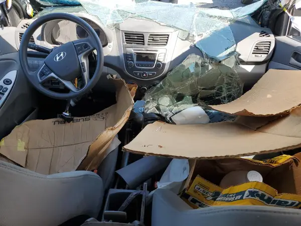 KMHCT4AE0GU017739 2016 HYUNDAI ACCENT - Image 8