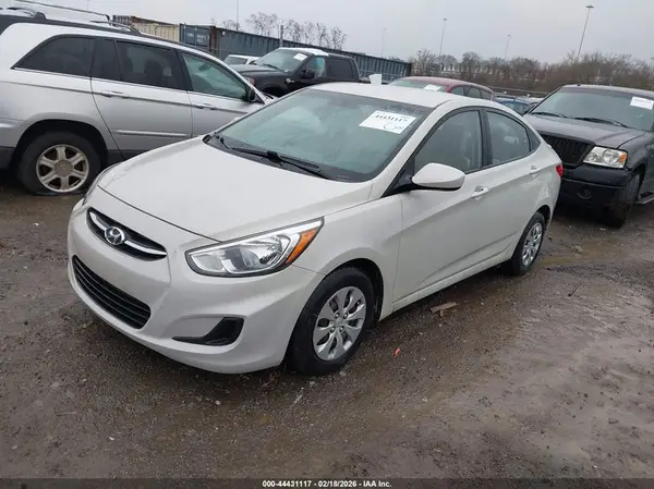 KMHCT4AE0GU030314 2016 HYUNDAI ACCENT - Image 2