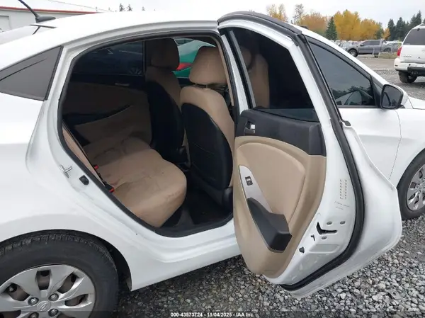 KMHCT4AE0GU048764 2016 HYUNDAI ACCENT - Image 8