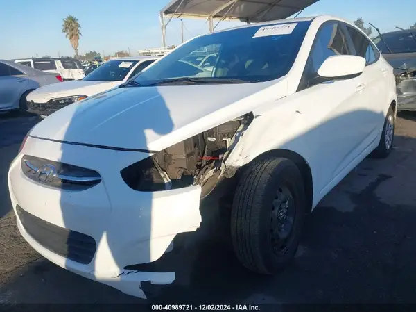 KMHCT4AE0GU062891 2016 HYUNDAI ACCENT - Image 2