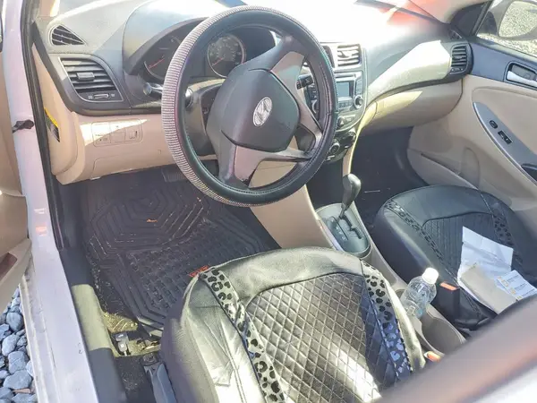 KMHCT4AE0GU063961 2016 HYUNDAI ACCENT - Image 8